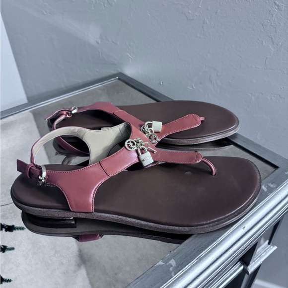 MK women’s sandals size 10M - Picture 4 of 4